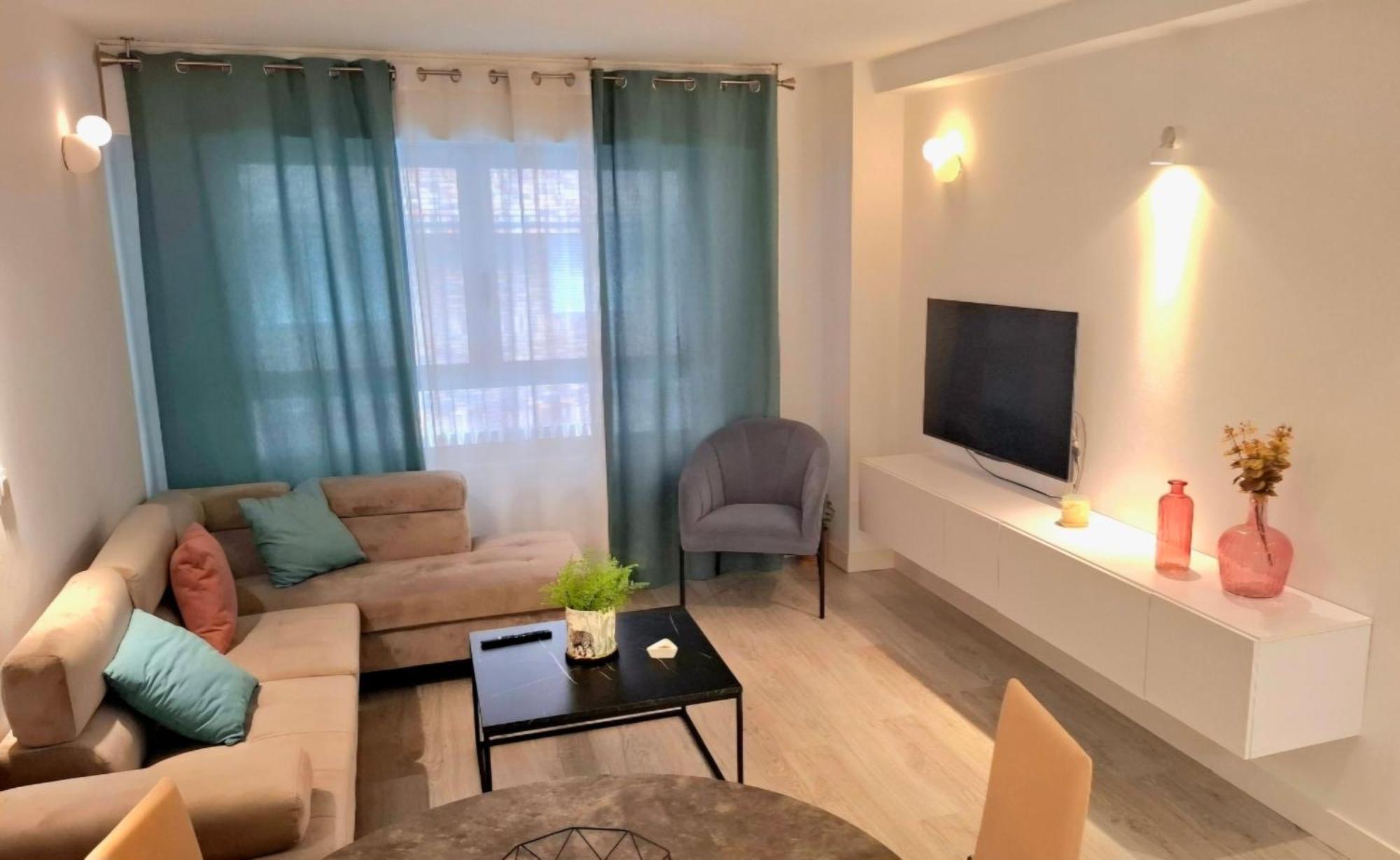 Moderno Apartamento Con Garaje Privado En El Centro De Vigo Exterior photo