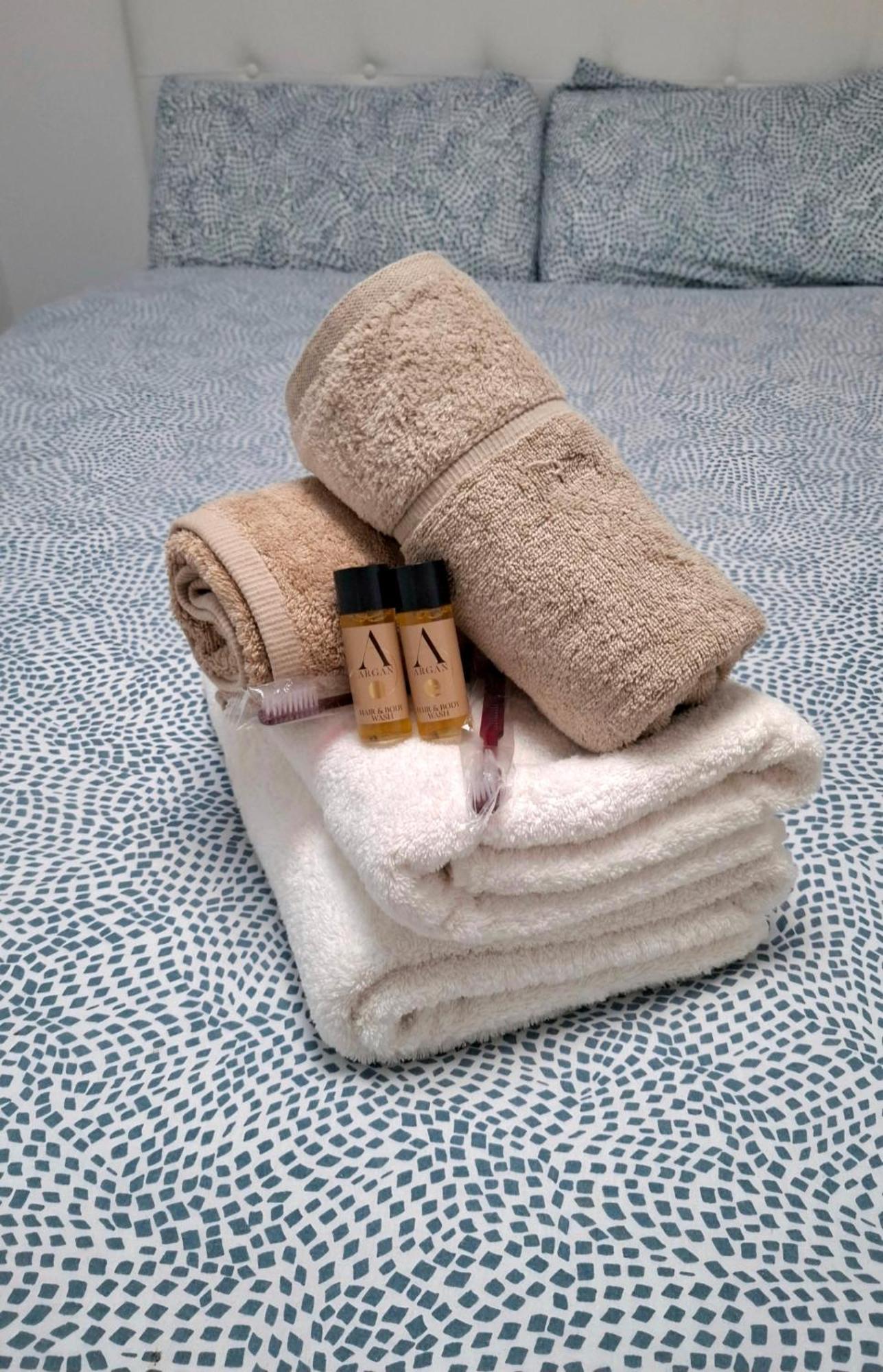 Moderno Apartamento Con Garaje Privado En El Centro De Vigo Room photo